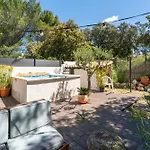 بيت للعطل Loft Des Cigales Uchaud