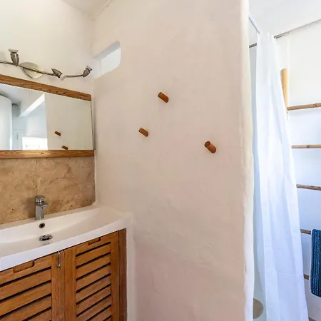 Dom wakacyjny Loft Des Cigales Uchaud